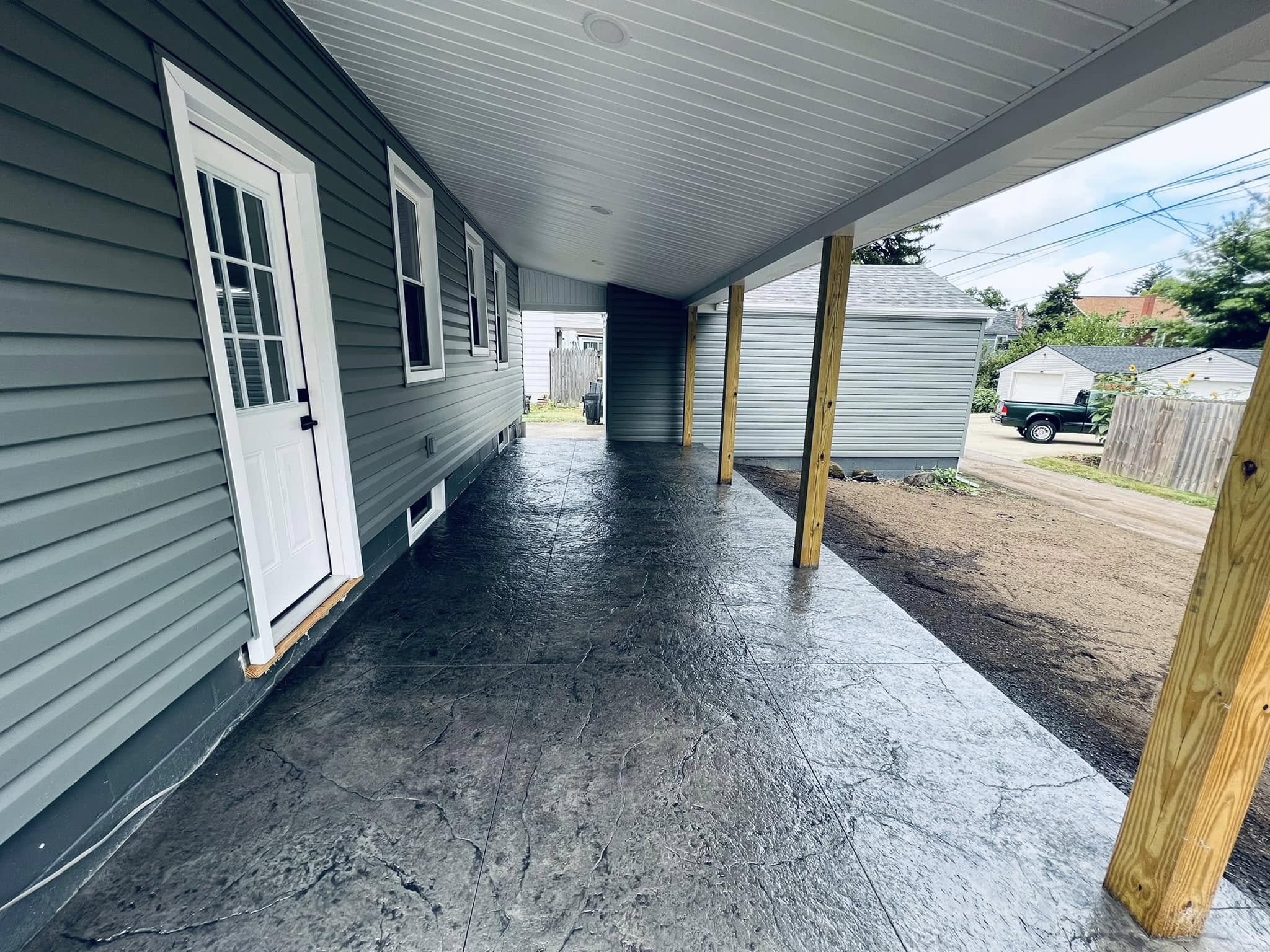 Stamped & decorative patio